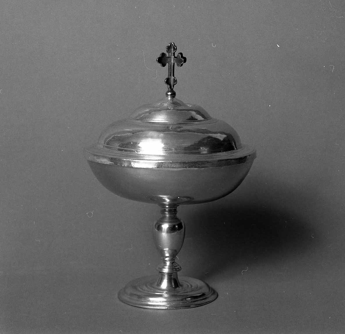 pisside - bottega imolese (fine sec. XIX)