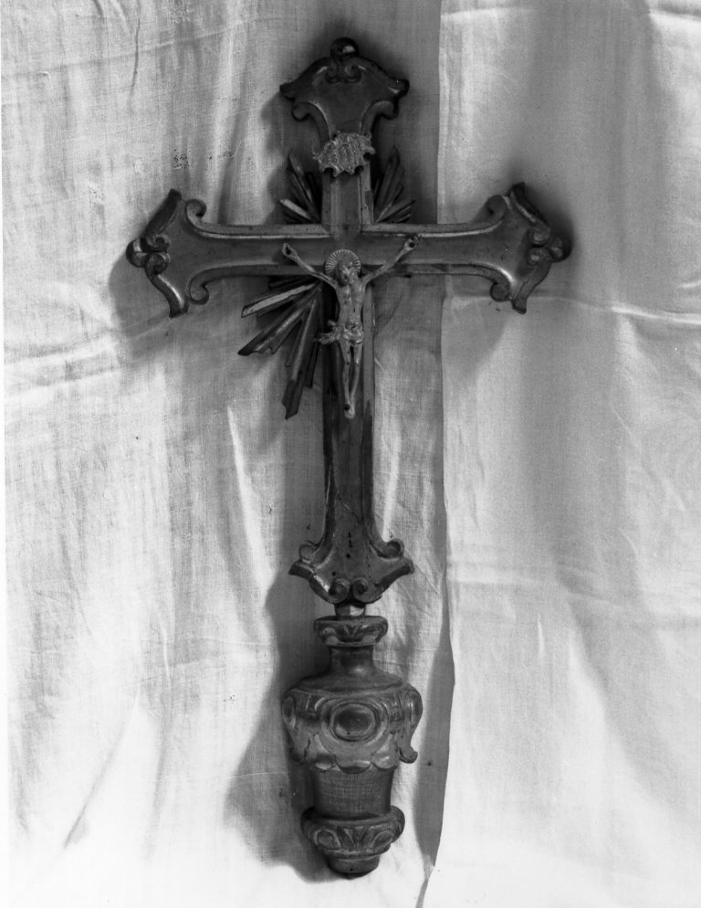 croce processionale - bottega emiliana (fine/inizio secc. XVIII/ XIX)
