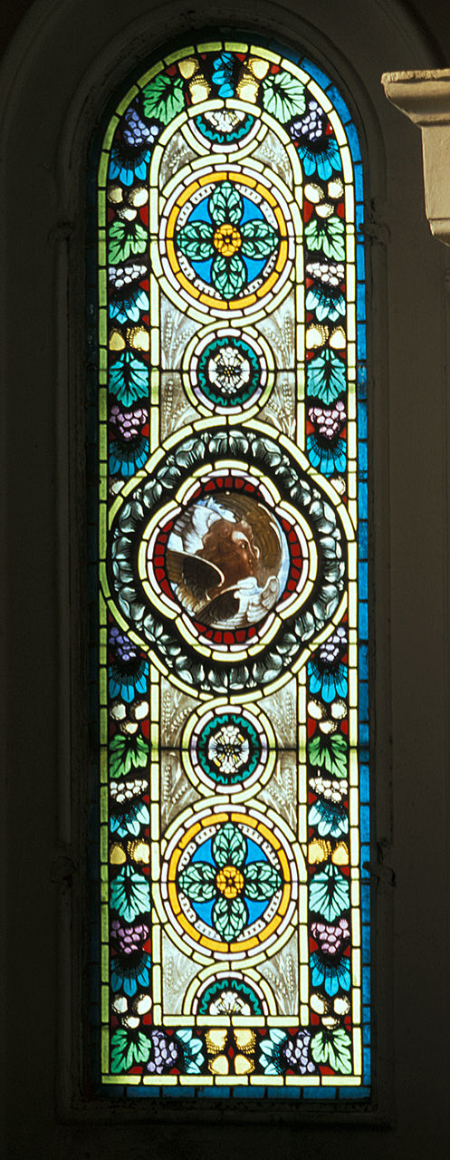 Angelo (vetrata, elemento d'insieme) di Fabbi U (sec. XX)