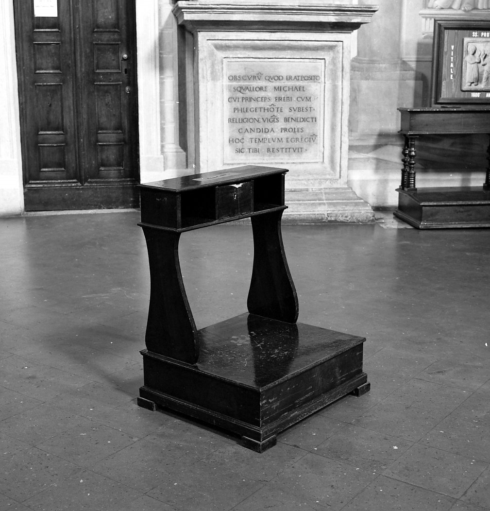 inginocchiatoio - manifattura emiliana (ultimo quarto sec. XVII)