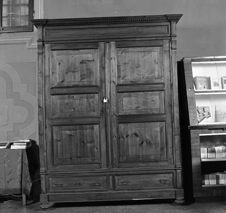 armadio - manifattura emiliana (fine sec. XIX)