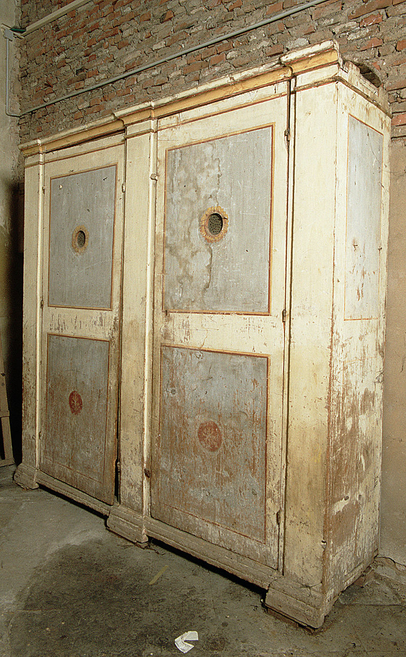 armadio da sacrestia, opera isolata - ambito ferrarese (primo quarto sec. XIX)
