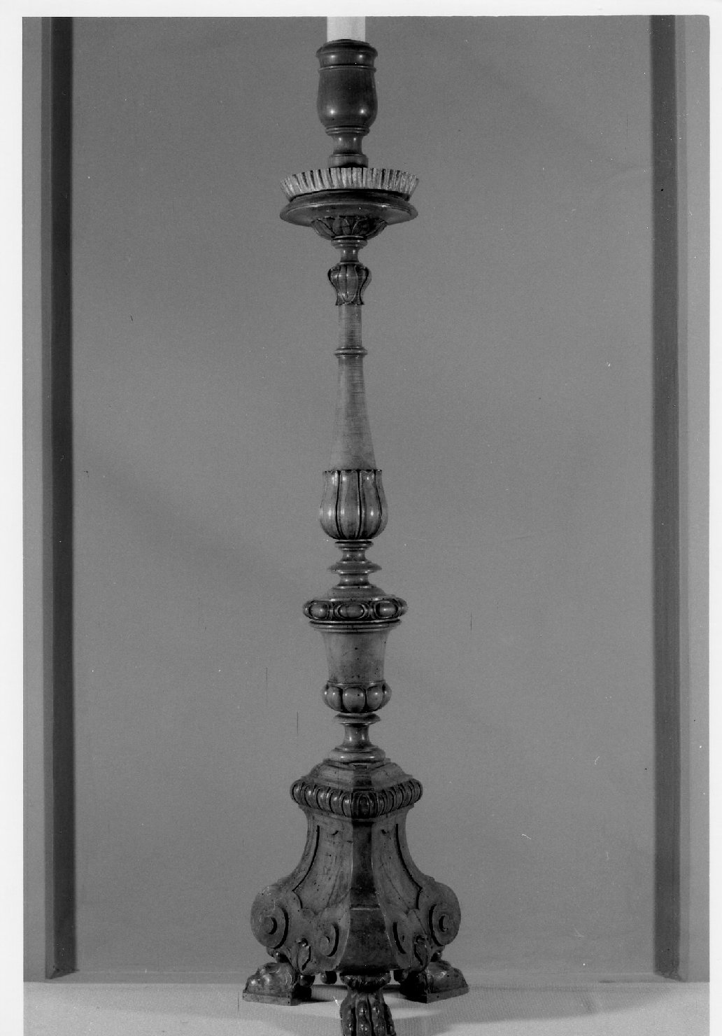 candeliere d'altare - produzione bolognese (sec. XVIII)