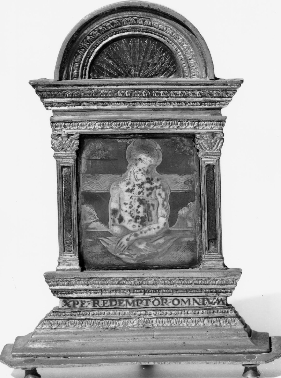 deposizione di Cristo nel sepolcro (pace - a tavoletta, architettonica) di Raibolini Francesco detto Francesco Francia (bottega) (primo quarto sec. XVI)