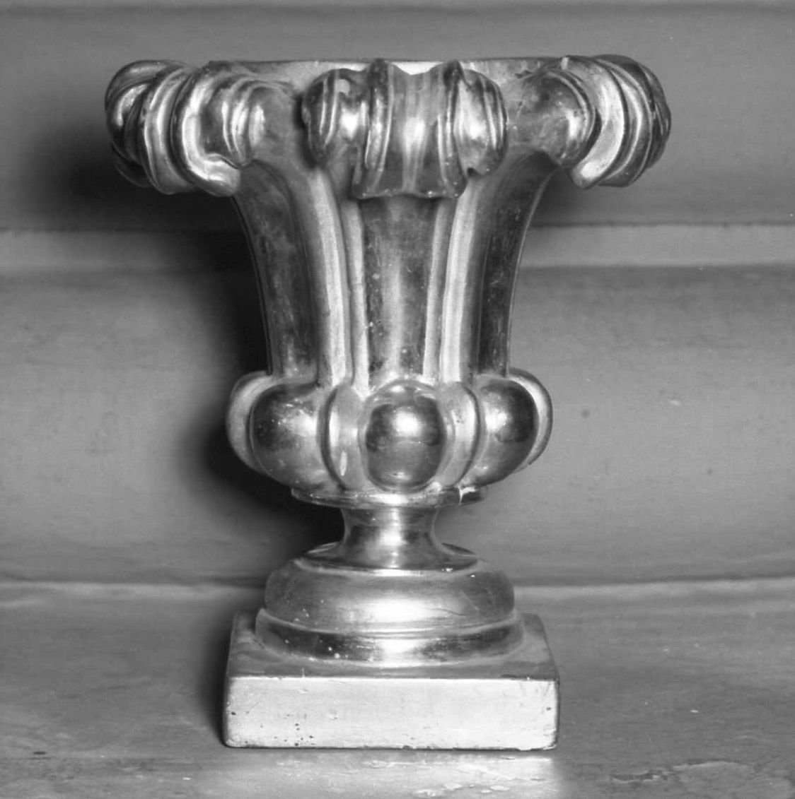 vaso - manifattura bolognese (prima metà sec. XVII)