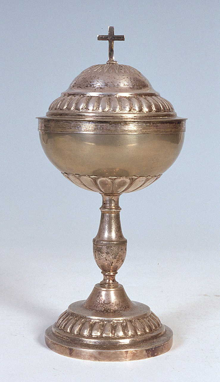 pisside - bottega ferrarese (seconda metà sec. XIX)