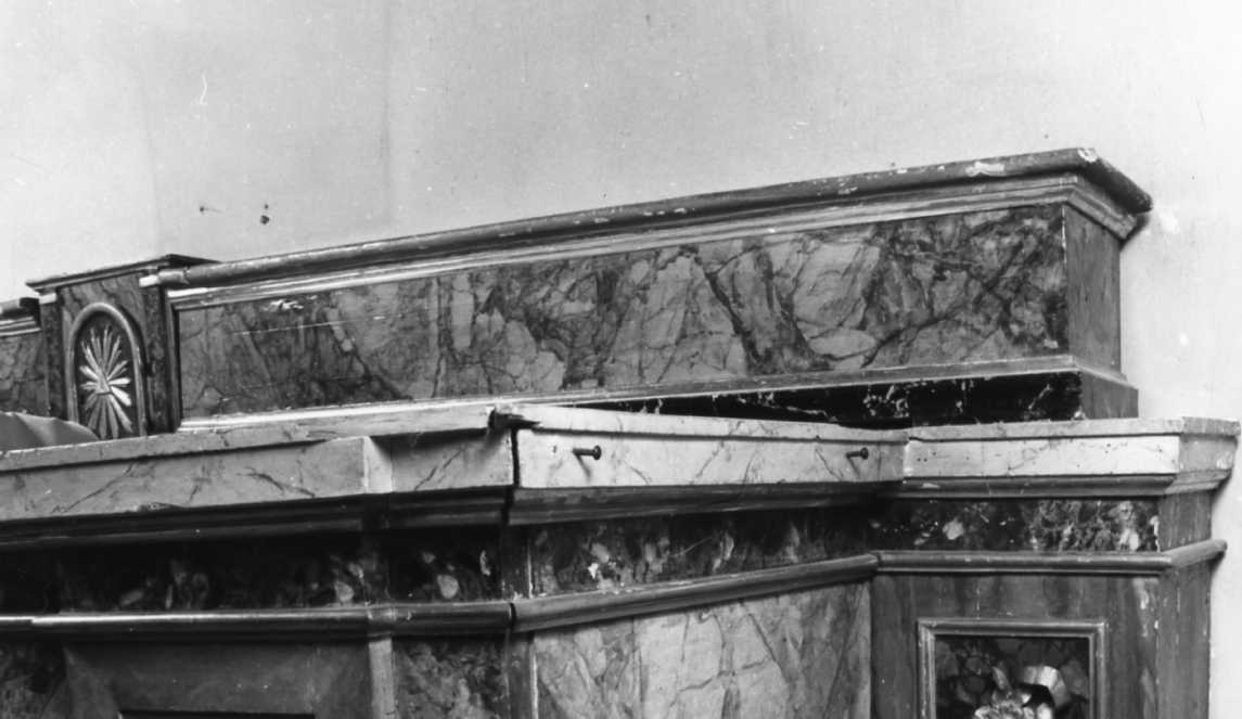 gradino d'altare - ambito emiliano (prima metà sec. XIX)