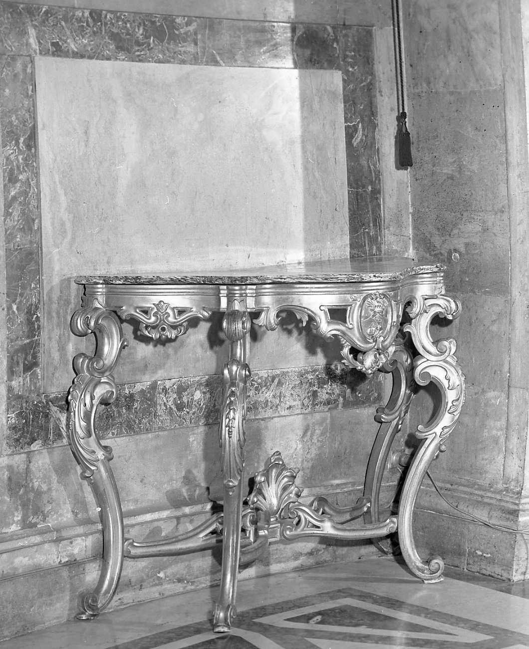 console - ambito emiliano (metà sec. XVIII)