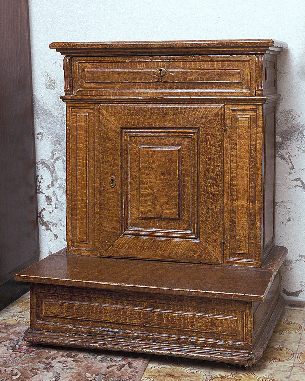 inginocchiatoio - ambito ferrarese (seconda metà sec. XVII)