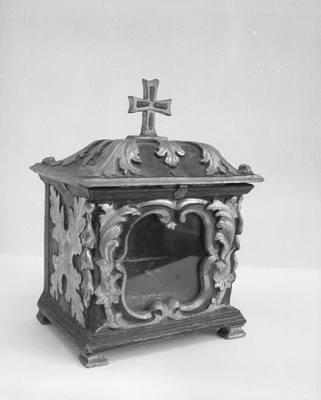 reliquiario a teca - a urna - ambito emiliano (secc. XVII/ XVIII)