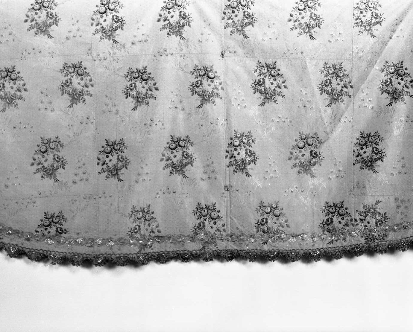 mantello - ambito italiano (sec. XVIII)