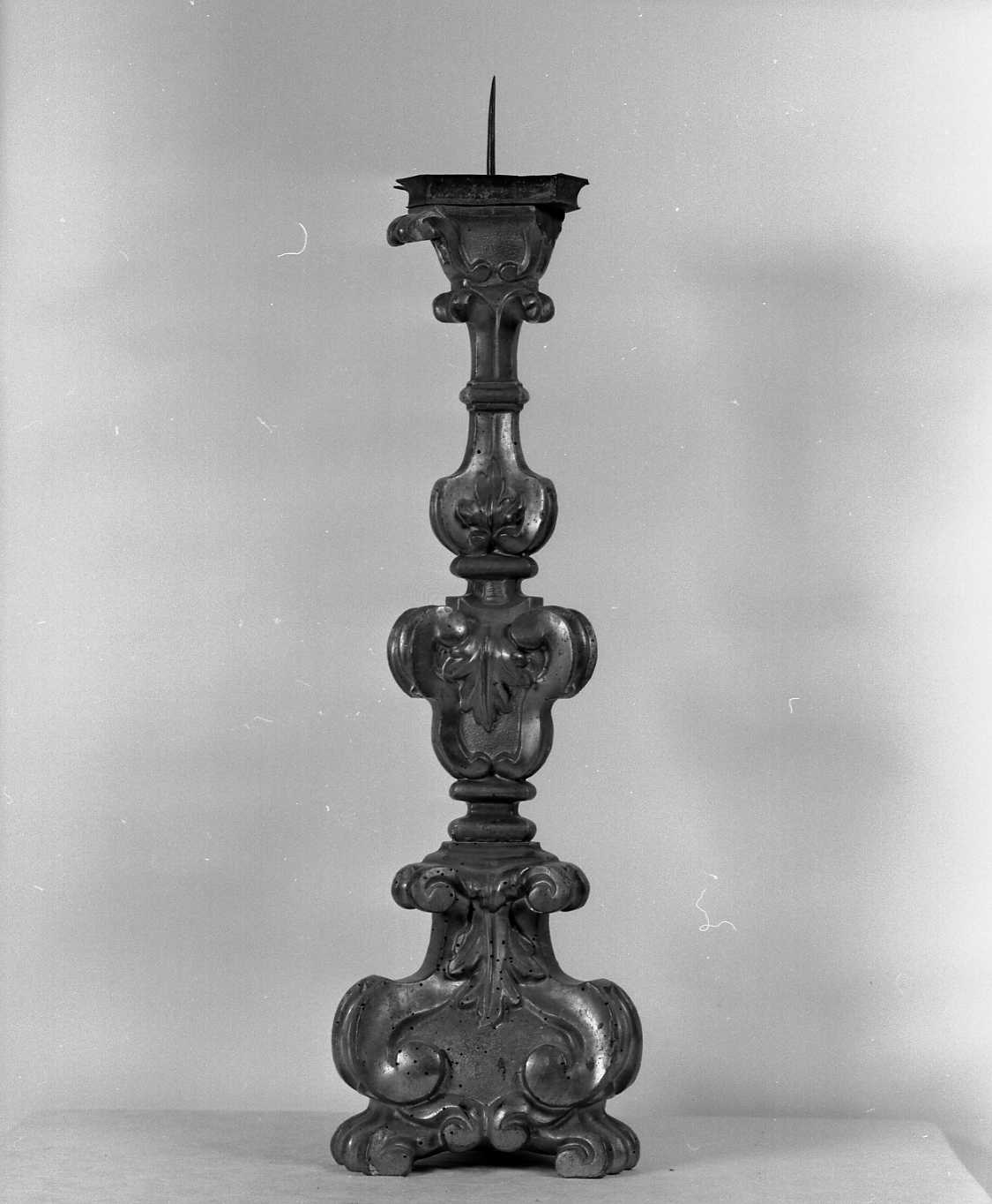 candeliere d'altare - ambito emiliano (ultimo quarto sec. XVIII)