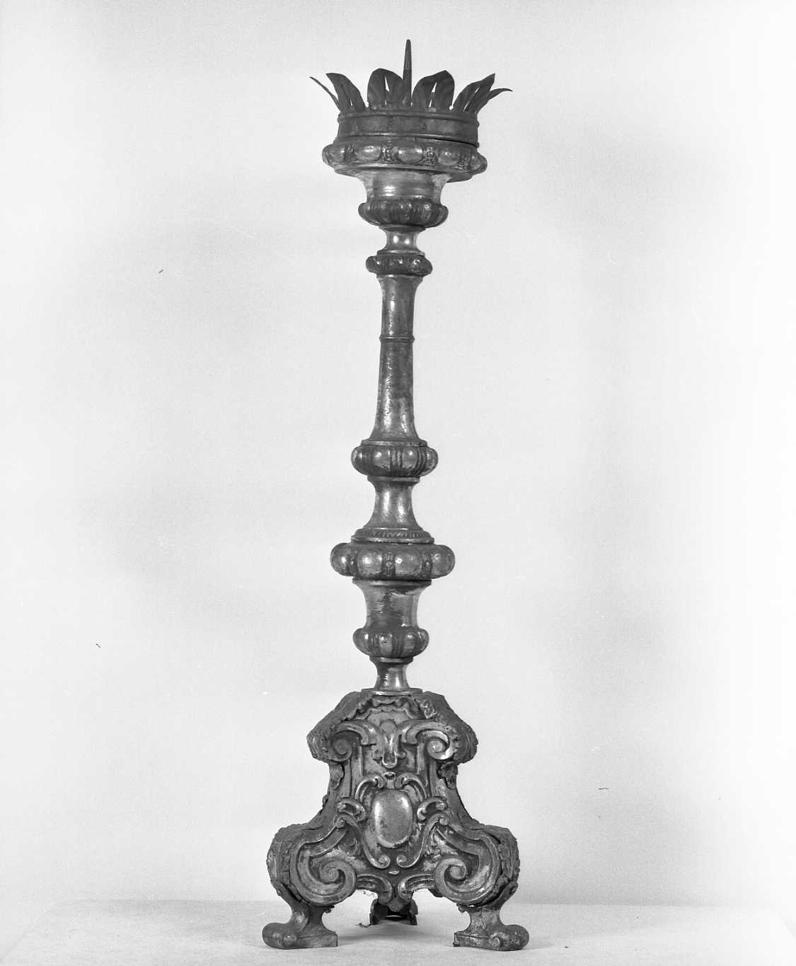candeliere d'altare - ambito emiliano (sec. XVII)