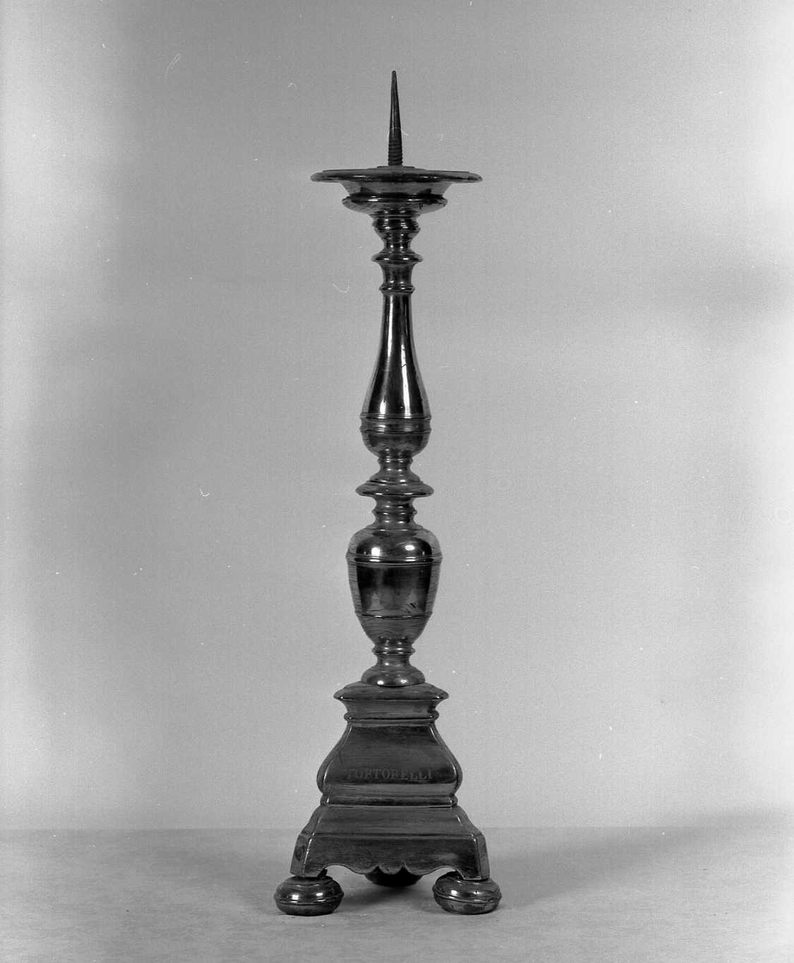 candeliere d'altare - ambito emiliano (sec. XVIII)