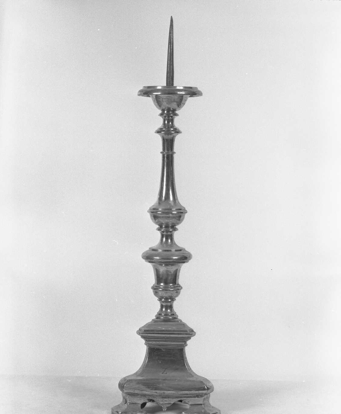 candeliere d'altare - ambito emiliano (sec. XVIII)