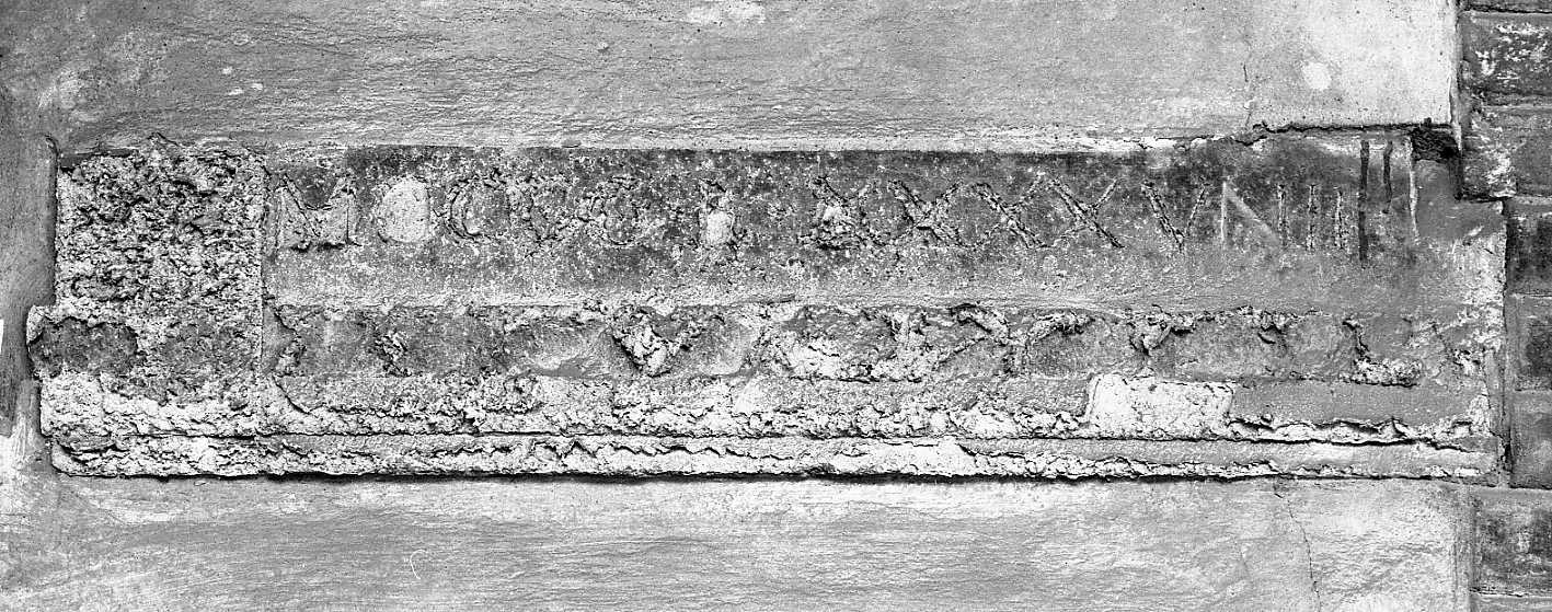 lapide tombale, frammento - ambito emiliano (sec. XV)