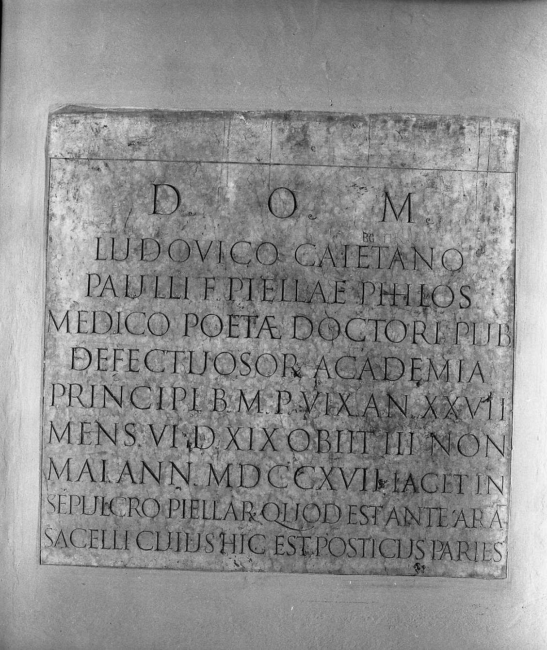 lapide tombale - ambito emiliano (sec. XVIII)