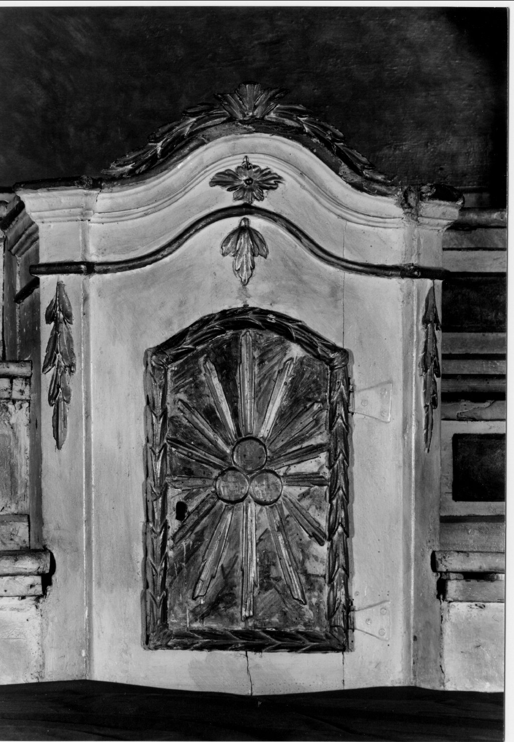 tabernacolo - a frontale architettonico - manifattura ferrarese (seconda metà sec. XVII)