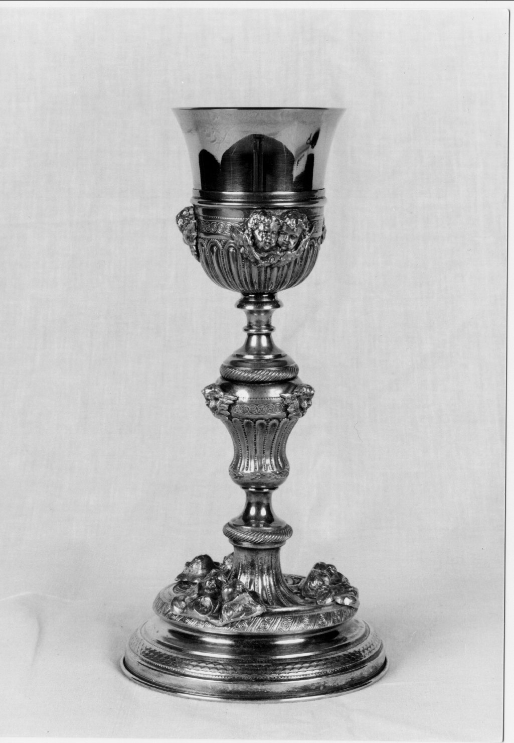 calice - manifattura emiliano-romagnola (seconda metà sec. XIX)