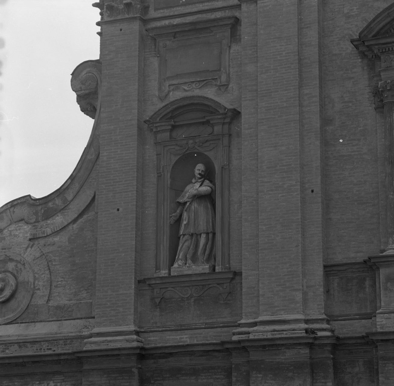San Carlo Borromeo (scultura) di Fichi Ercole (prima metà sec. XVII)