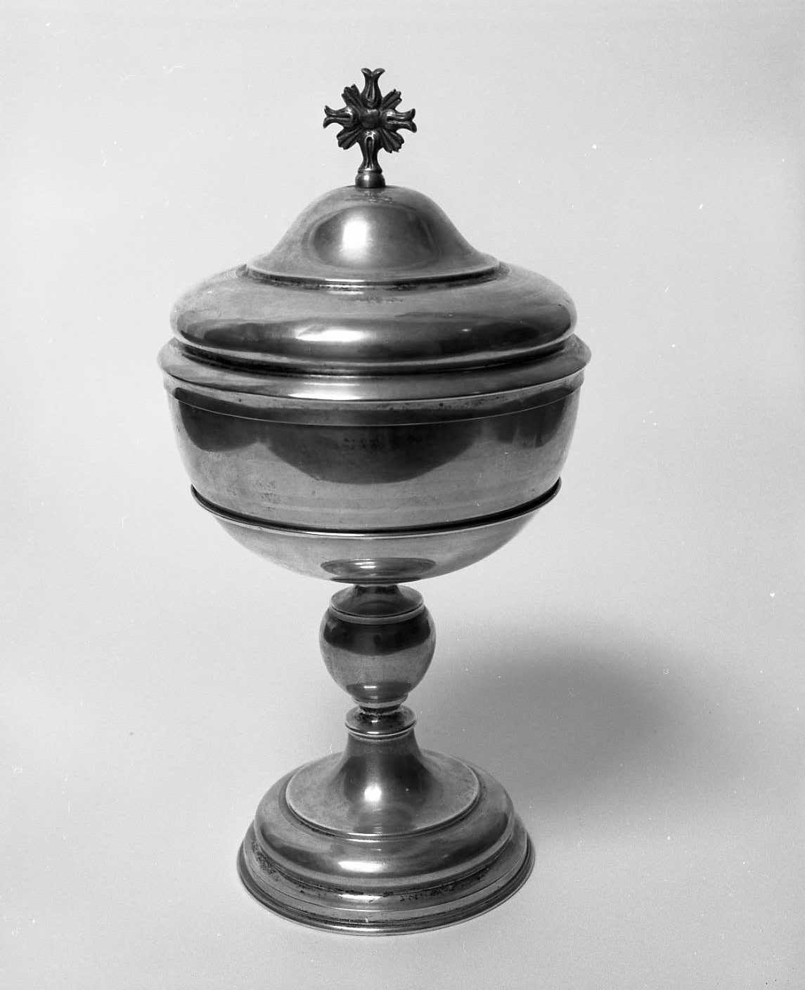 pisside - bottega emiliana (sec. XX)