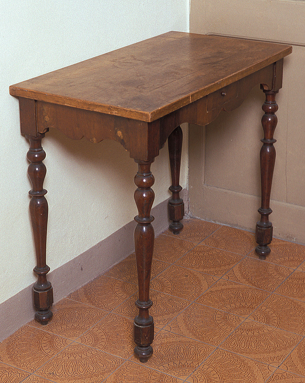 tavolino - ambito ferrarese (seconda metà sec. XIX)