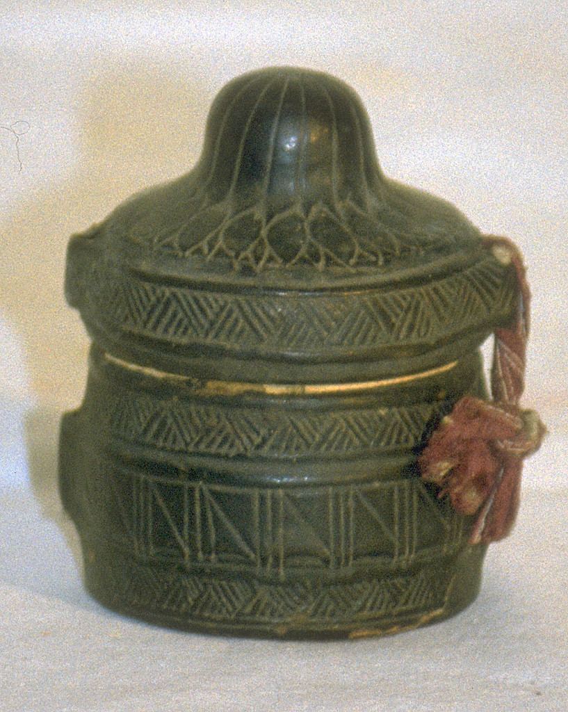 custodia - di vasetti per oli santi - bottega ferrarese (secc. XVI/ XVII)