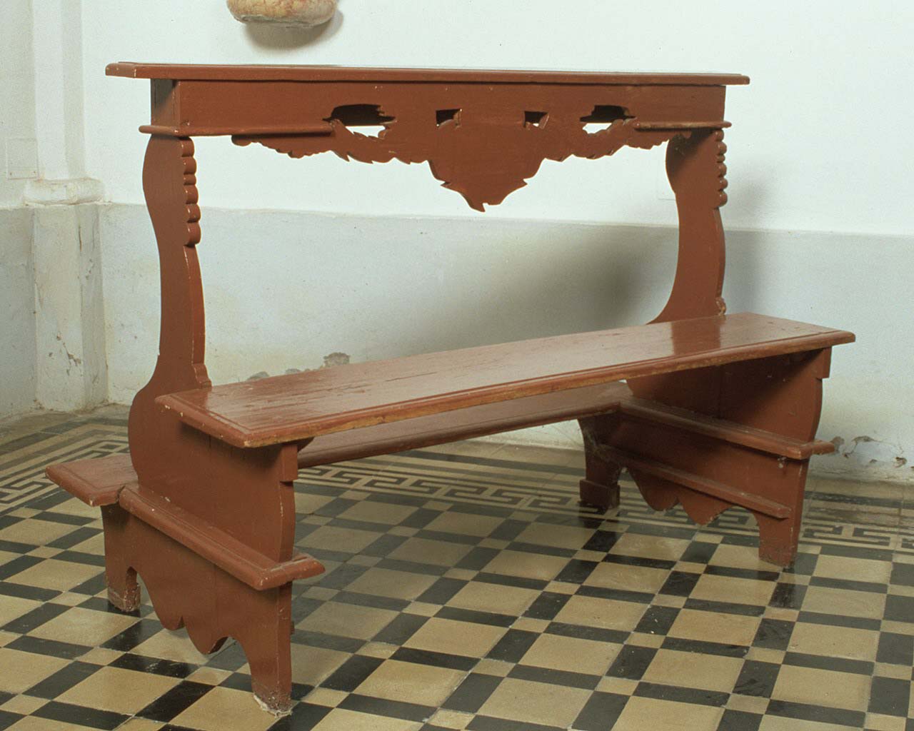 banco da chiesa, serie - bottega ferrarese (prima metà sec. XVIII)