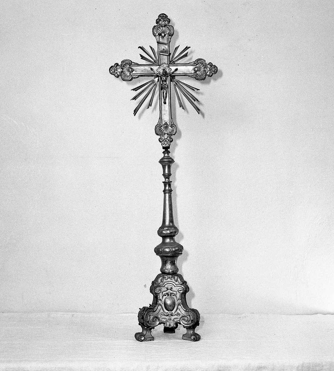 croce d'altare - bottega italiana (inizio sec. XVIII)