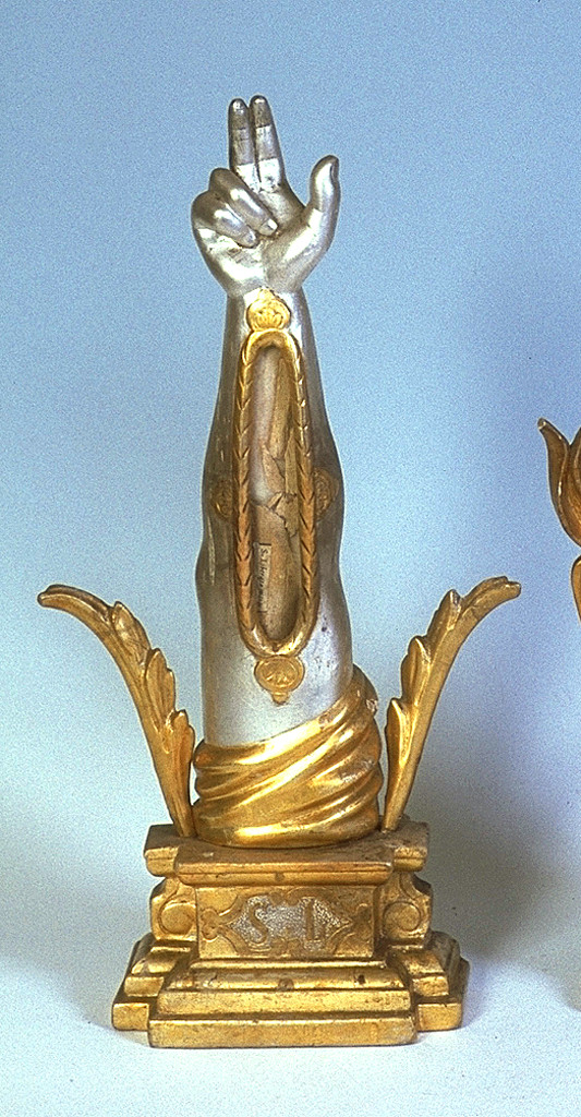 reliquiario antropomorfo - a braccio, serie - bottega ferrarese (metà sec. XVIII)