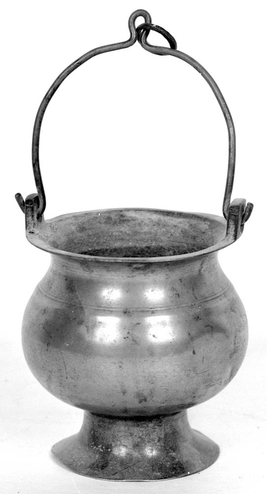 secchiello per l'acqua benedetta, opera isolata - manifattura emiliana (seconda metà sec. XVIII)