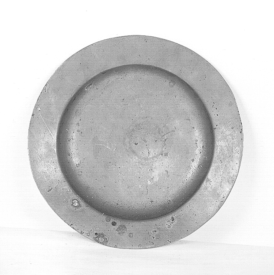 piatto per elemosine, opera isolata - manifattura fiamminga (seconda metà sec. XVII)