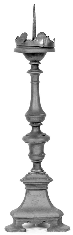 candeliere, coppia - manifattura emiliana (primo quarto sec. XVII)