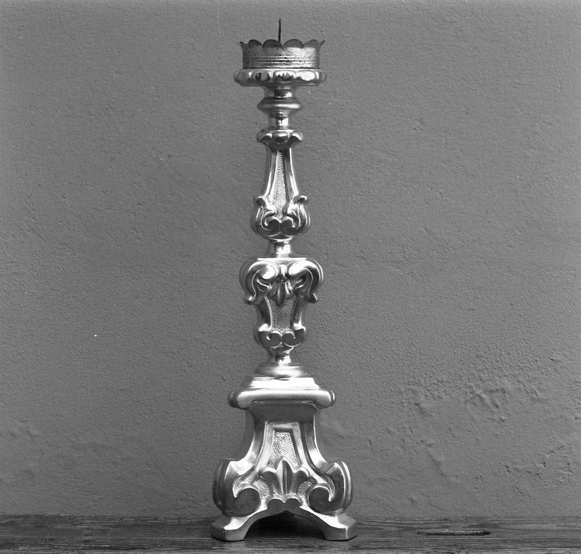 candeliere da chiesa, serie - bottega emiliano-romagnola (secc. XVIII/ XIX)