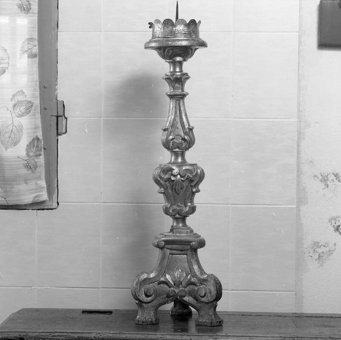 candeliere da chiesa, serie - bottega emiliano-romagnola (secc. XVIII/ XIX)