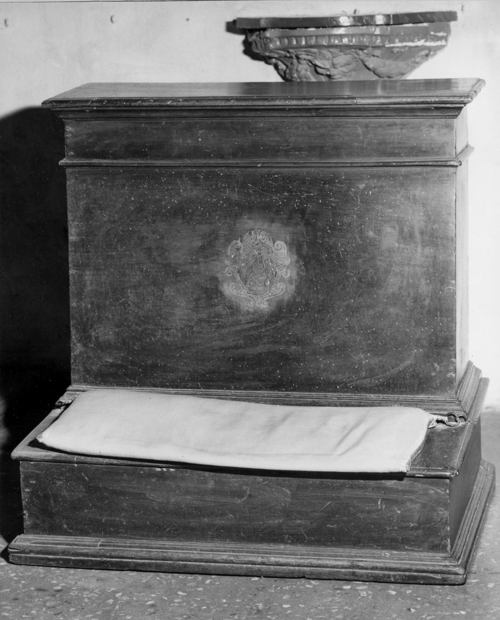 inginocchiatoio - manifattura emiliana (sec. XVI)