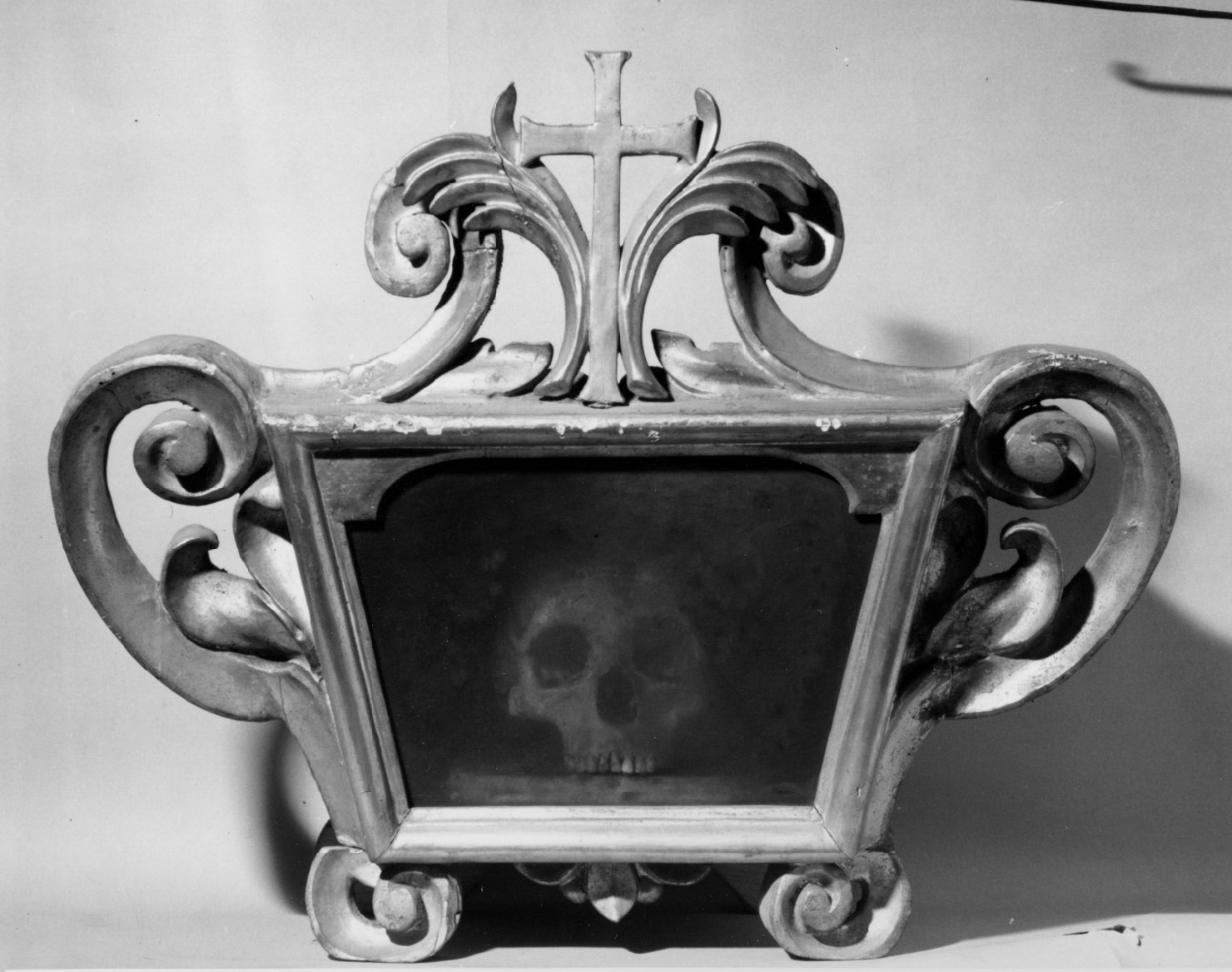 reliquiario a teca - a urna, serie - ambito emiliano (sec. XVII)