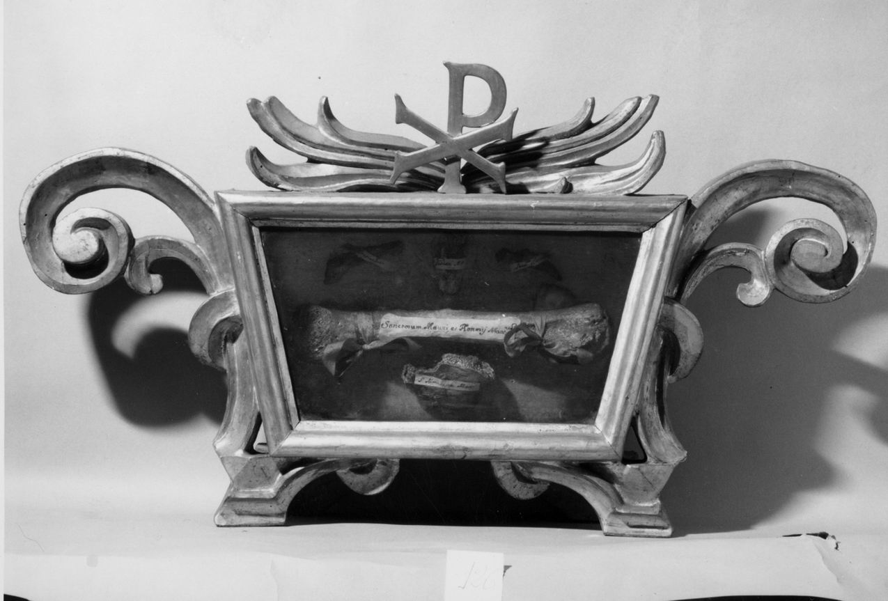 reliquiario a teca - a urna, serie - ambito emiliano (sec. XVII)