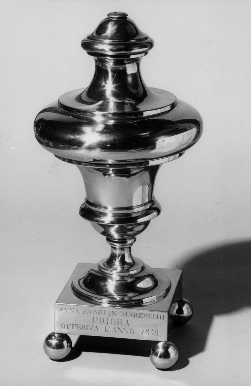 vaso d'altare, serie - manifattura emiliana (sec. XIX)