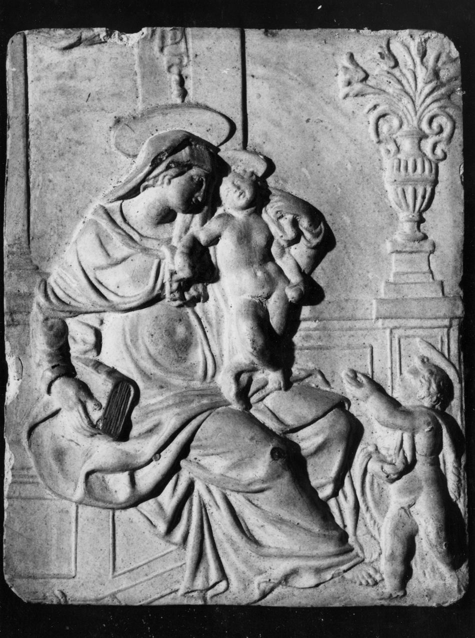 Madonna con Bambino e San Giovannino (rilievo) - ambito emiliano (prima metà sec. XIX)