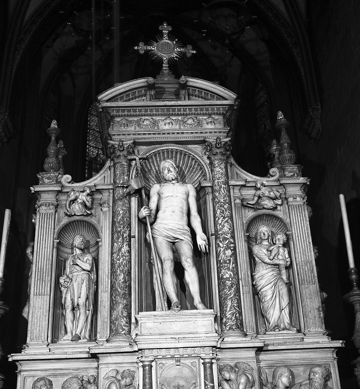 altare di Montorsoli Giovanni Angelo (e aiuti) (sec. XVI)
