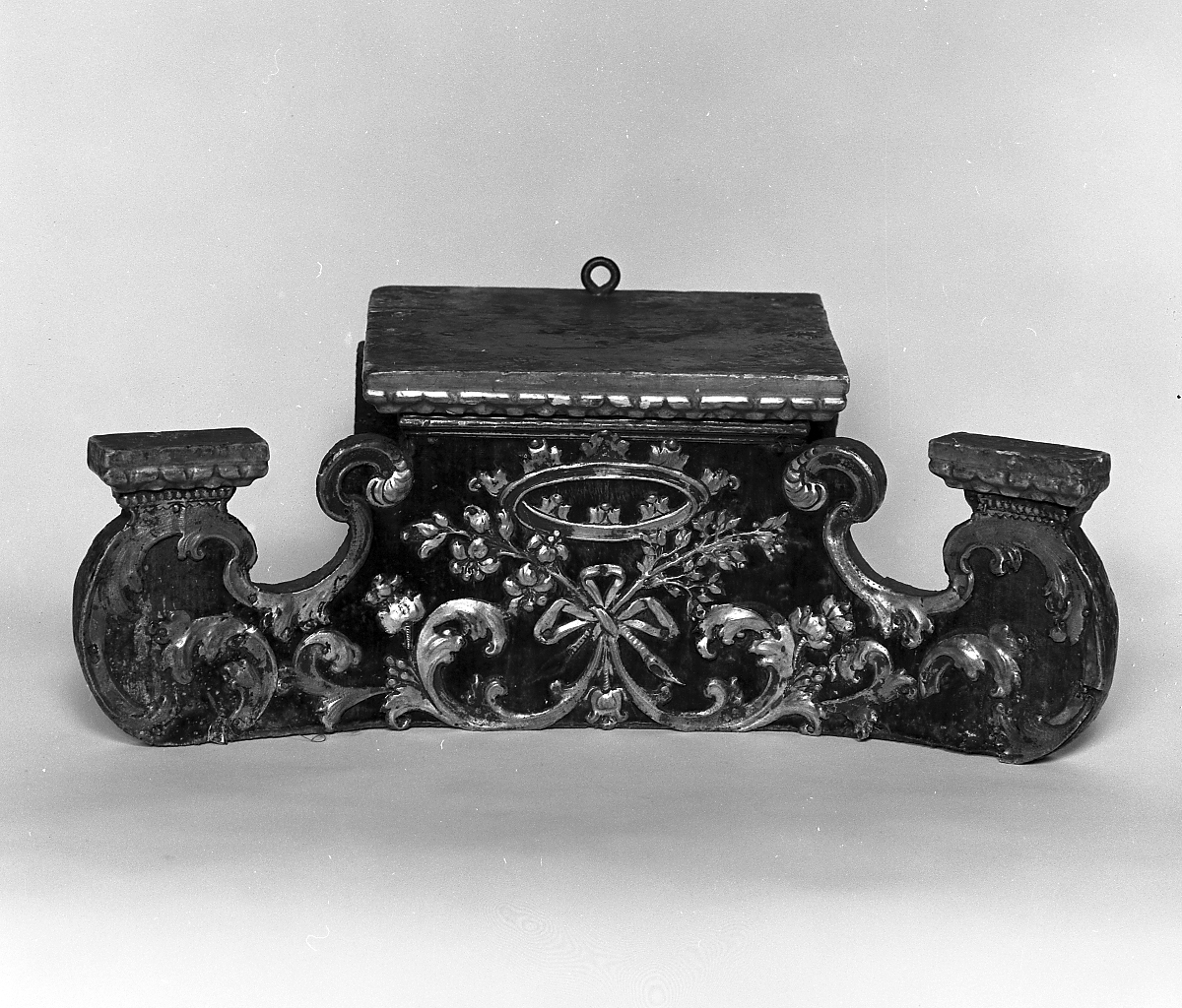 base per reliquiario - manifattura emiliana (seconda metà sec. XVIII)