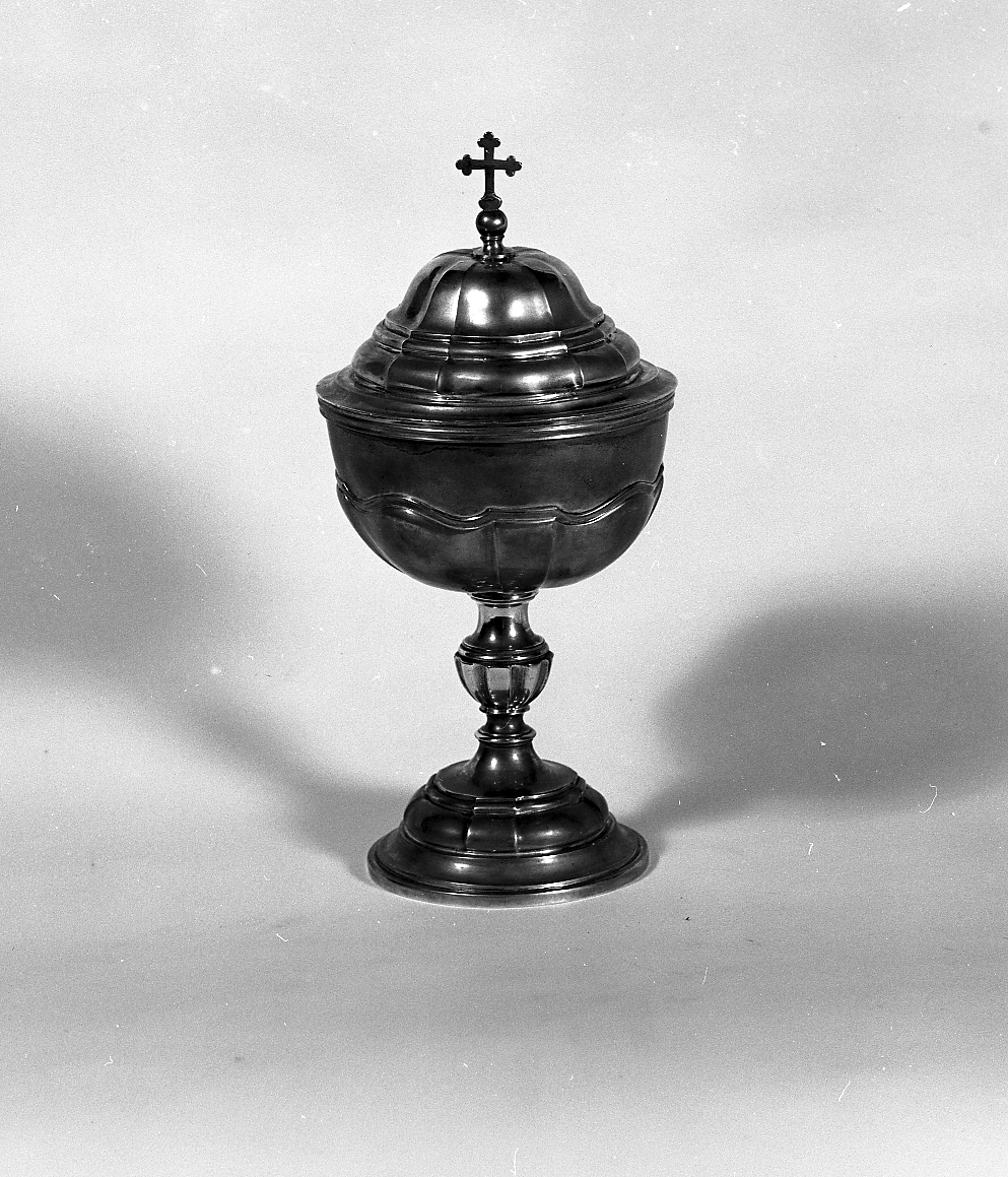 pisside - manifattura emiliana (sec. XVIII)