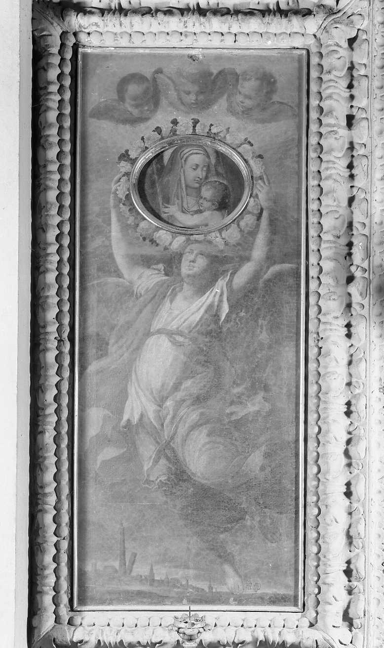 angeli sorreggenti un tondo con la Madonna con Bambino (dipinto) di Viani Giovannino Maria (seconda metà sec. XVIII)