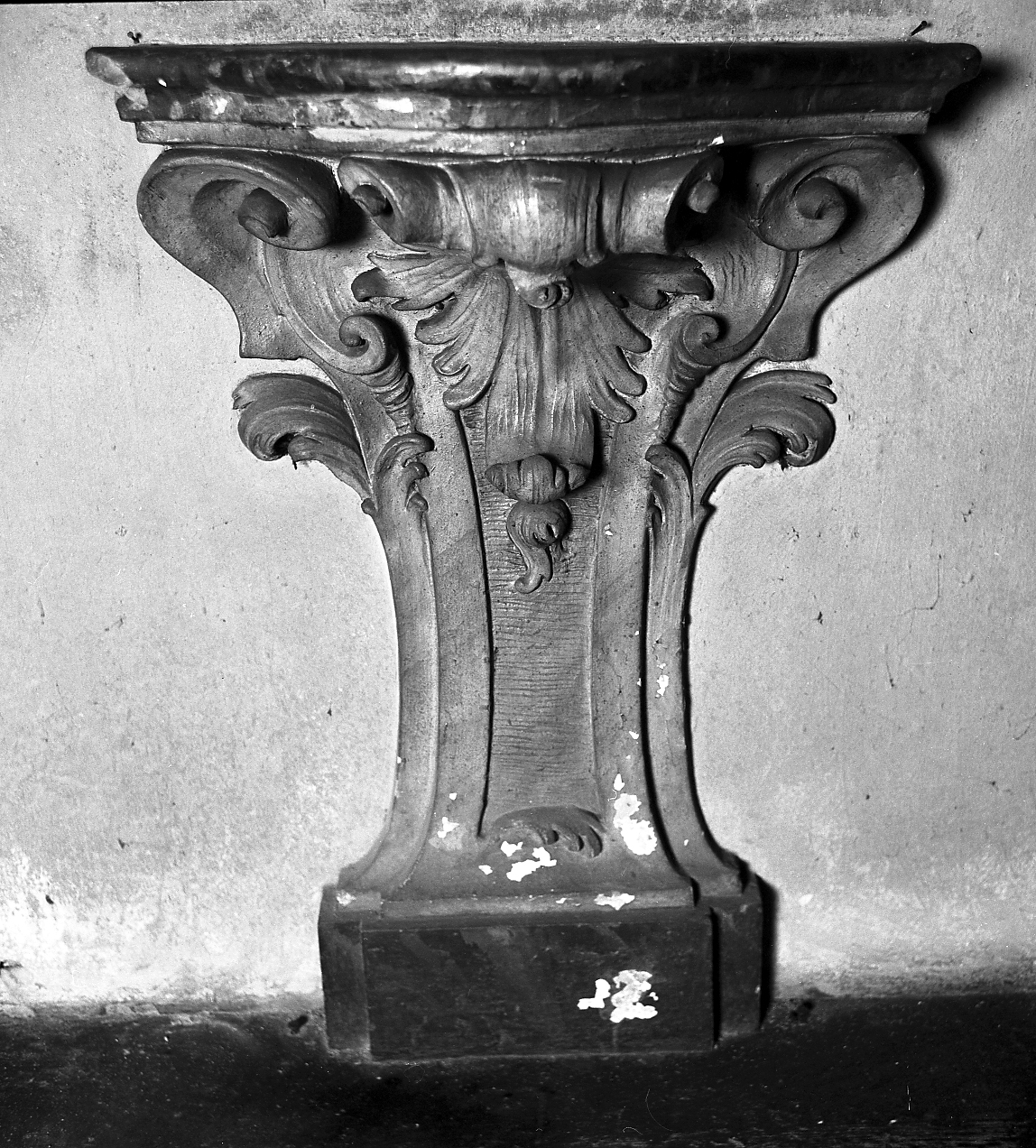 mensola, serie - manifattura emiliana (sec. XVIII)