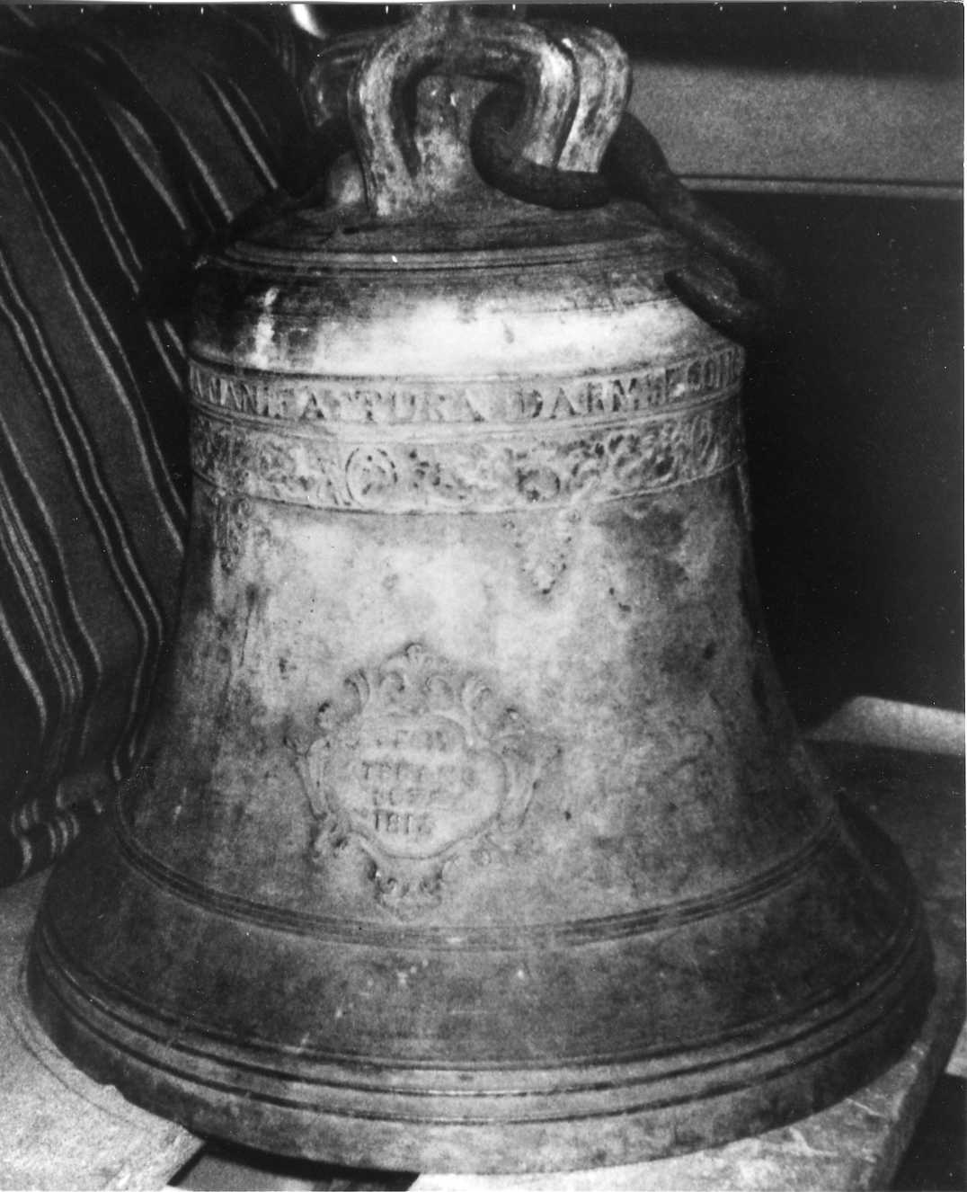 campana - bottega Italia settentrionale (sec. XIX)