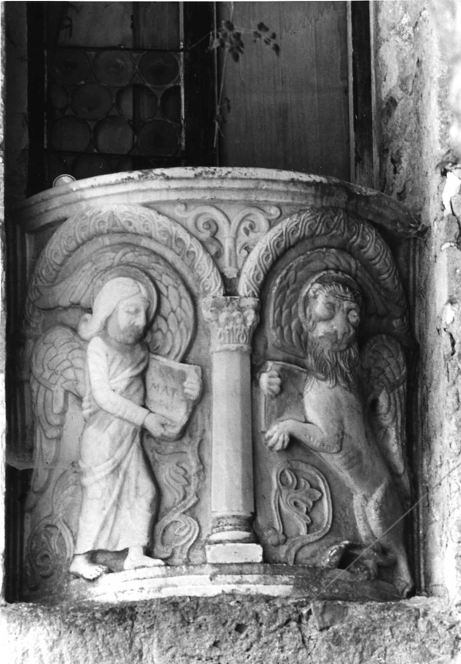 simboli degli evangelisti (parapetto) - bottega emiliana (seconda metà sec. XIX)