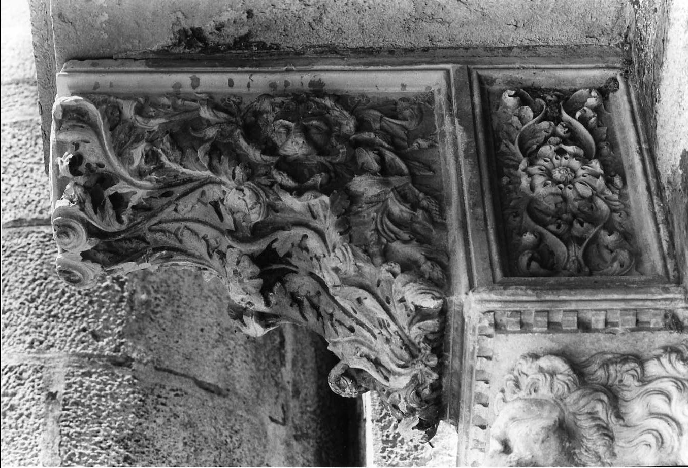 mensola architettonica, complesso decorativo di Dalle Masegne Pierpaolo (seconda metà sec. XIV)