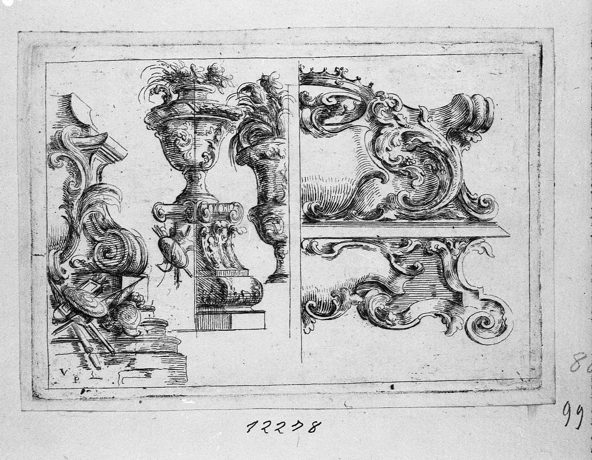 frammenti di fregi architettonici, a sinistra armi e elmo (stampa) di Buffagnotti Carlo Antonio (sec. XVIII)