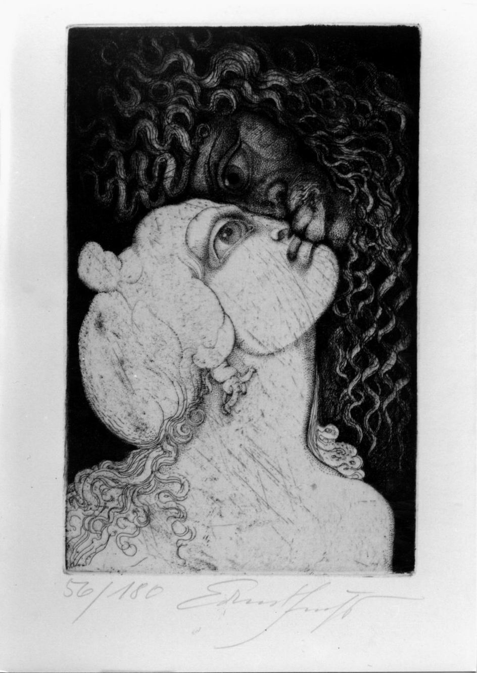Der kuss des Pan, Testa femminile chiara e testa femminile scura in atto di baciarsi (stampa) di Fuchs Ernst (sec. XX)